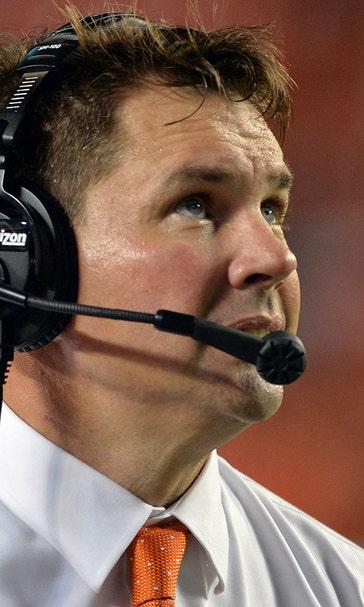 Fired coach Golden, Miami Hurricanes unite to support player whose mother passed away